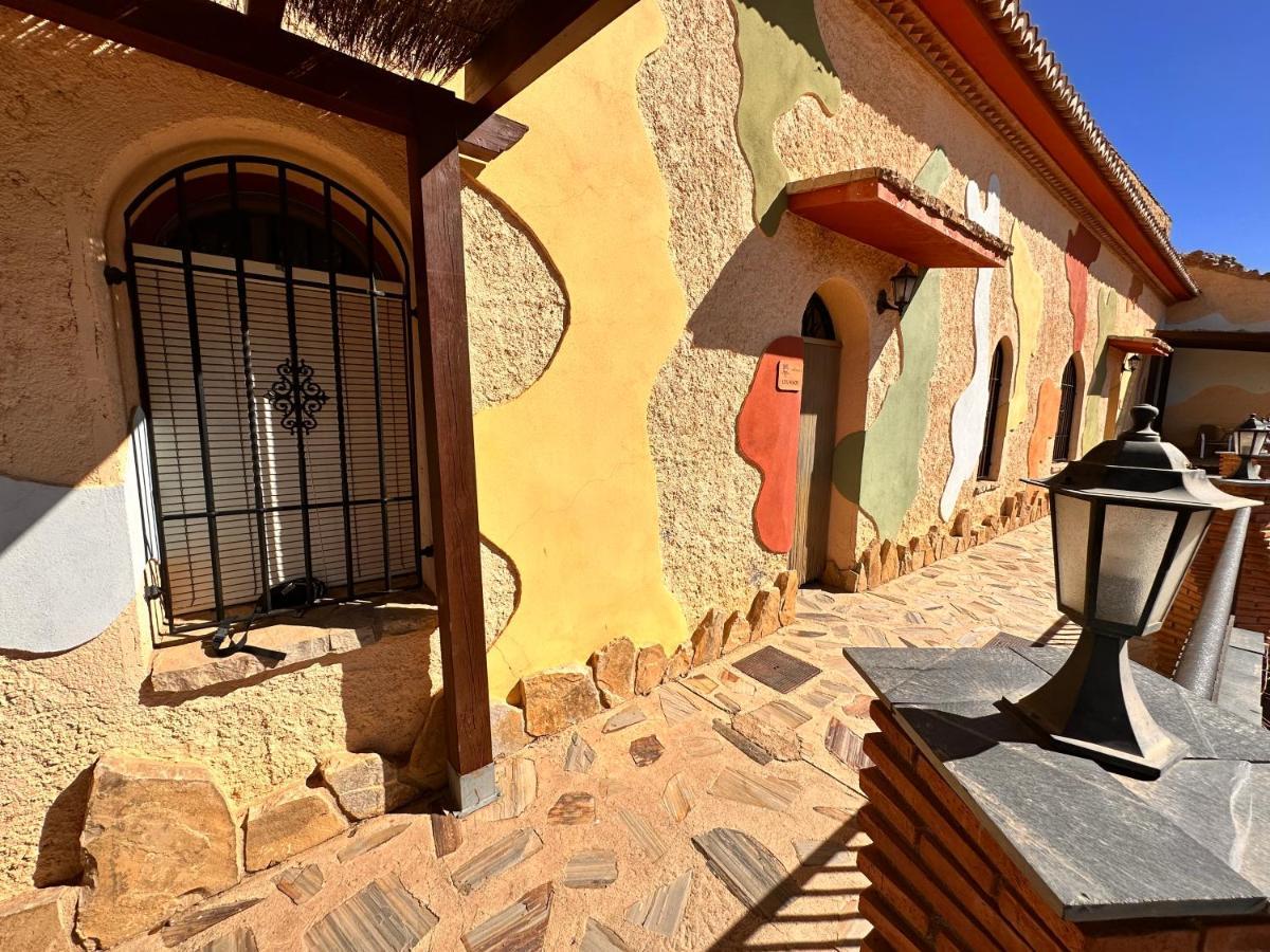 Cuevas La Granja Apartment Benalua de Guadix Exterior photo