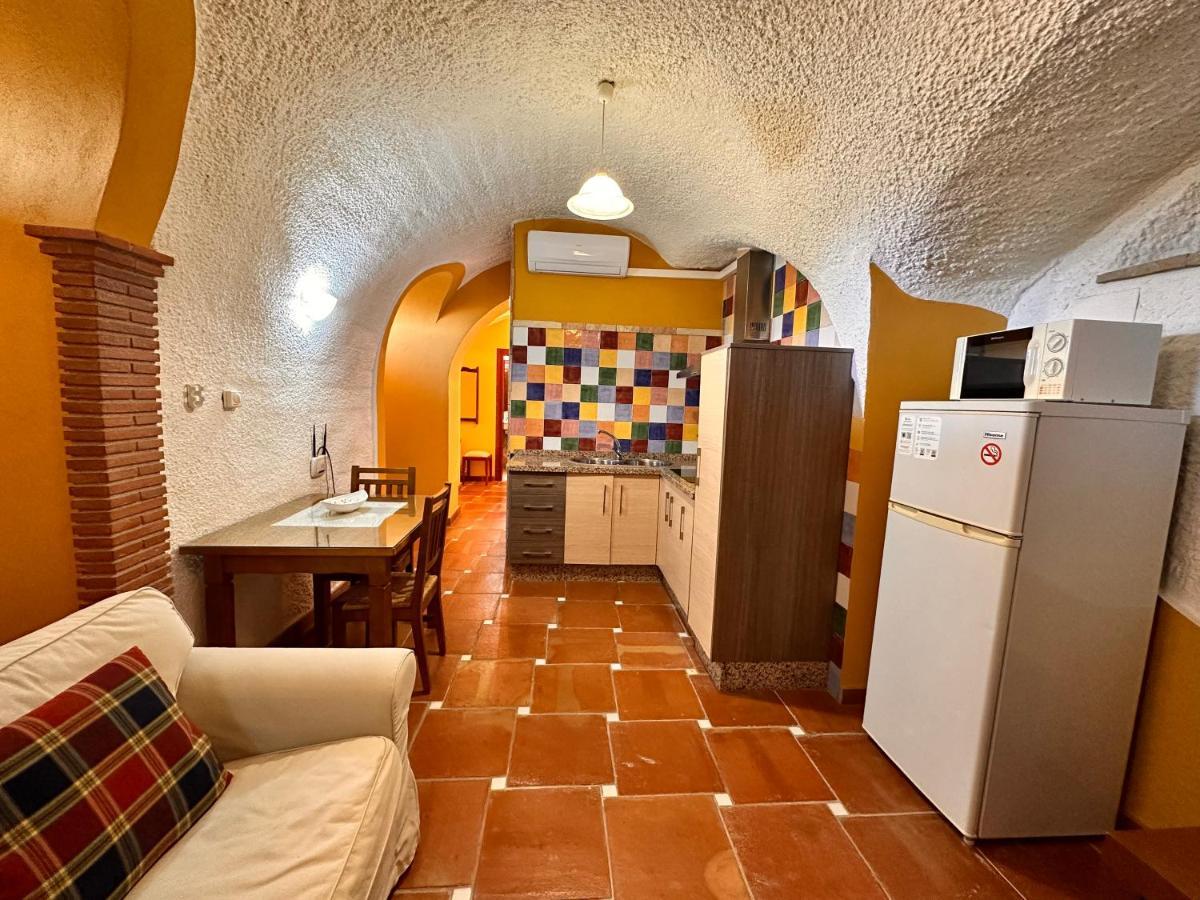 Cuevas La Granja Apartment Benalua de Guadix Exterior photo