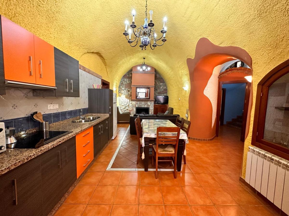 Cuevas La Granja Apartment Benalua de Guadix Exterior photo