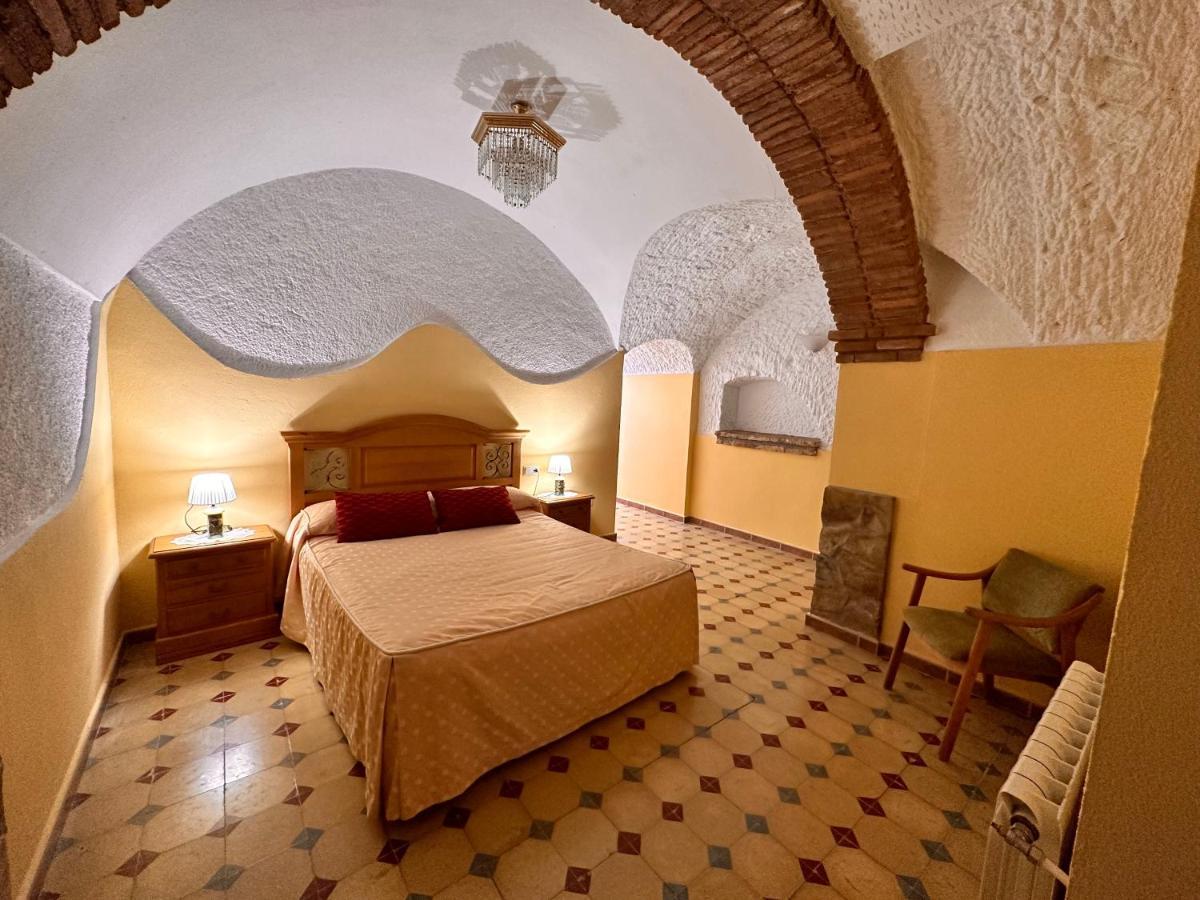 Cuevas La Granja Apartment Benalua de Guadix Exterior photo