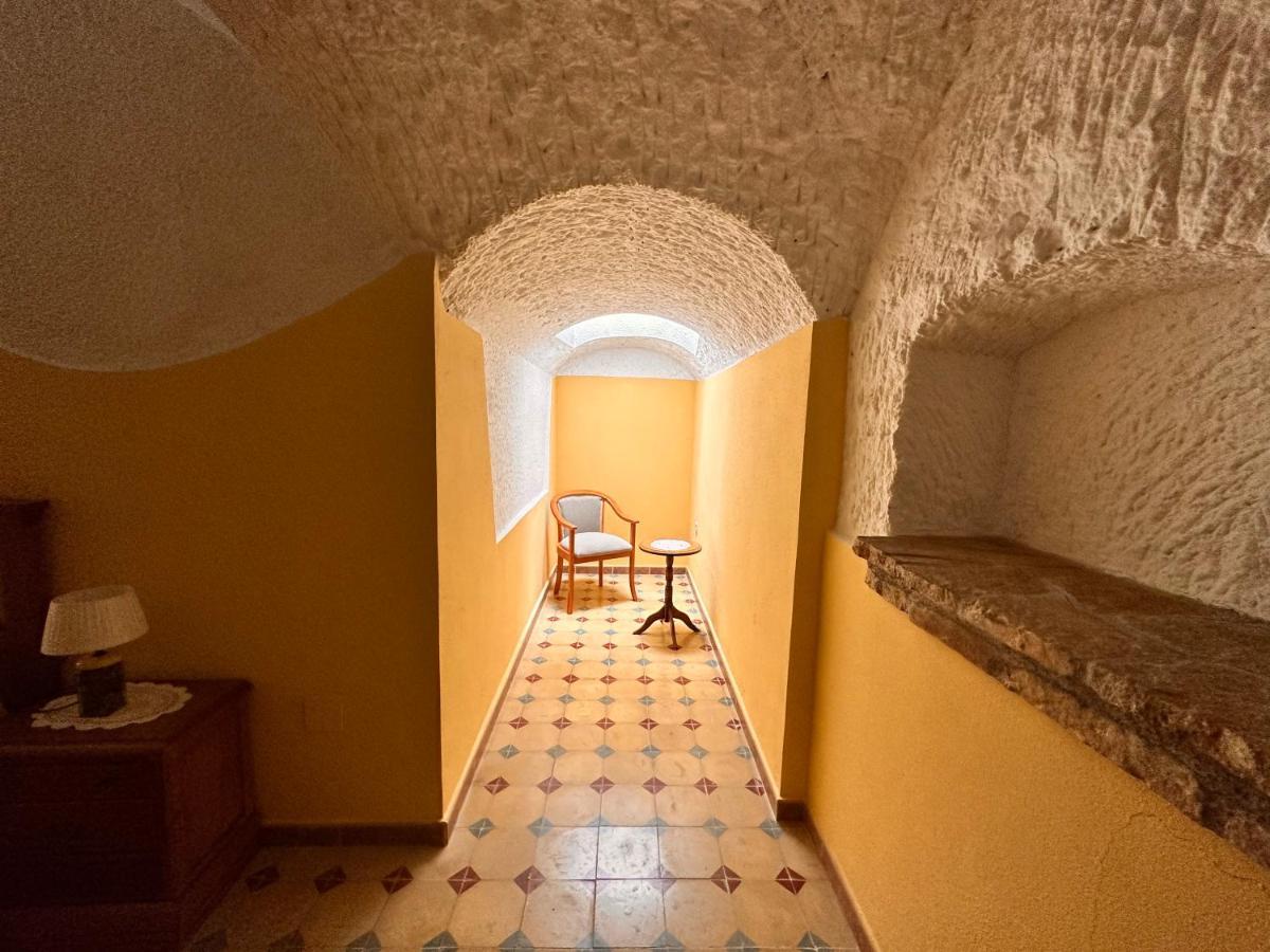 Cuevas La Granja Apartment Benalua de Guadix Exterior photo