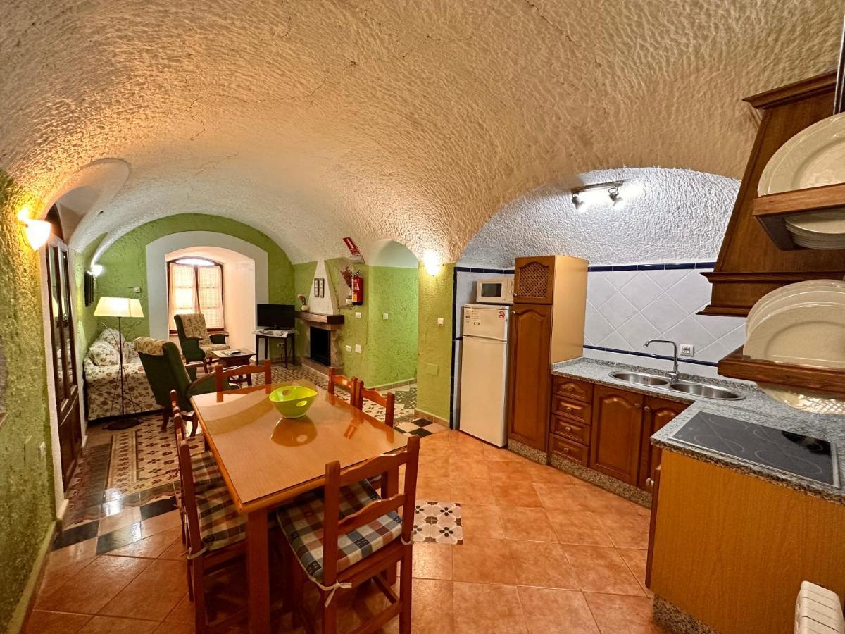 Cuevas La Granja Apartment Benalua de Guadix Exterior photo