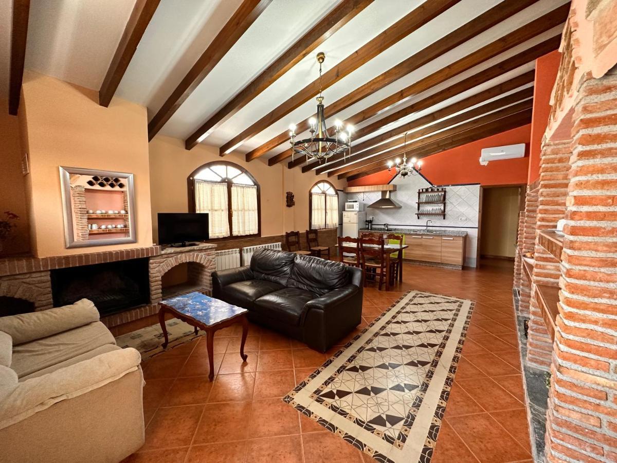 Cuevas La Granja Apartment Benalua de Guadix Exterior photo